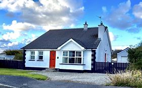 Castleshaw Holiday Home